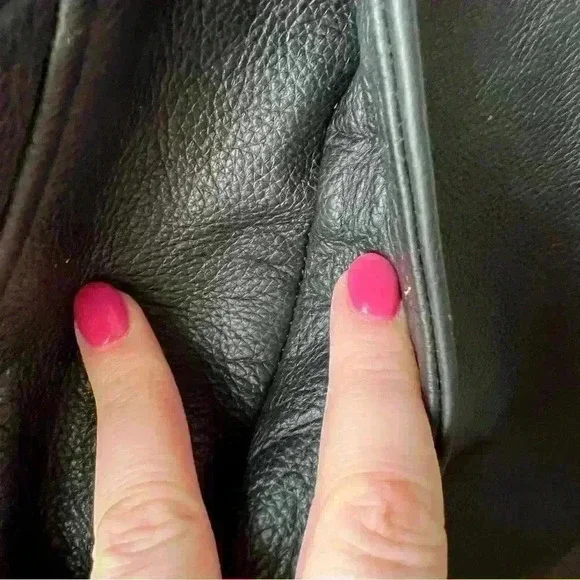 Harley Davidson Leather Jacket - Picture 6 of 13